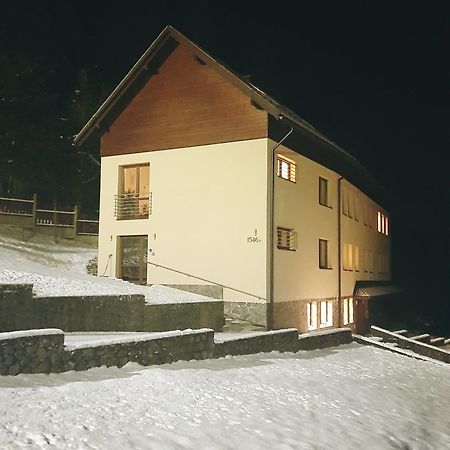 Karmelitanski Dom Goscinny Zawoja Esterno foto