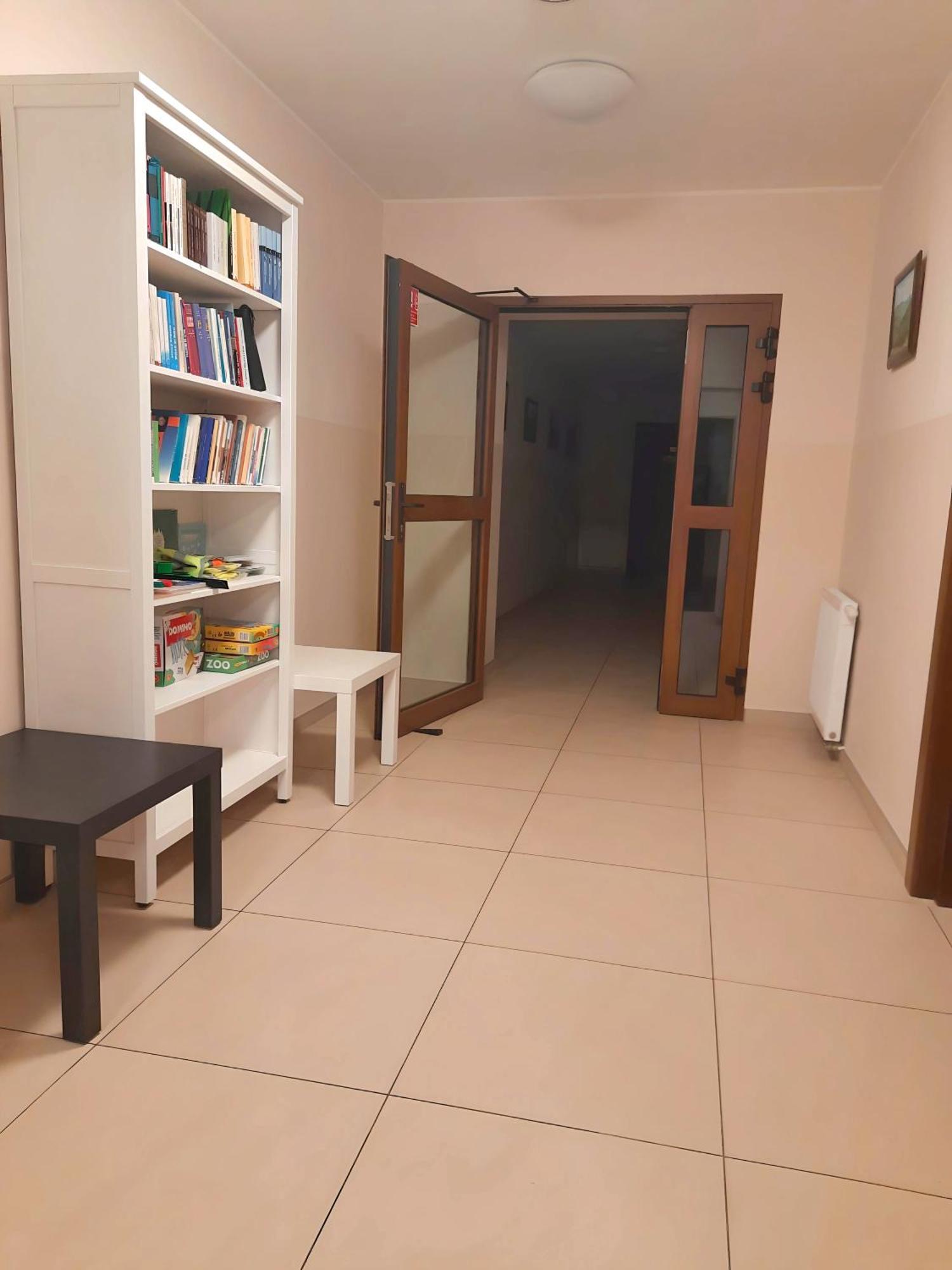 Karmelitanski Dom Goscinny Zawoja Esterno foto