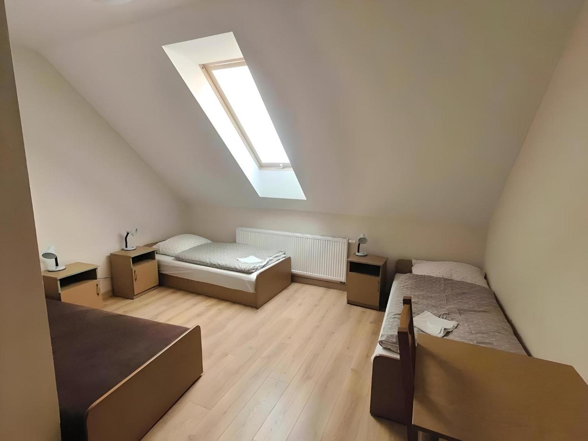 Karmelitanski Dom Goscinny Zawoja Esterno foto